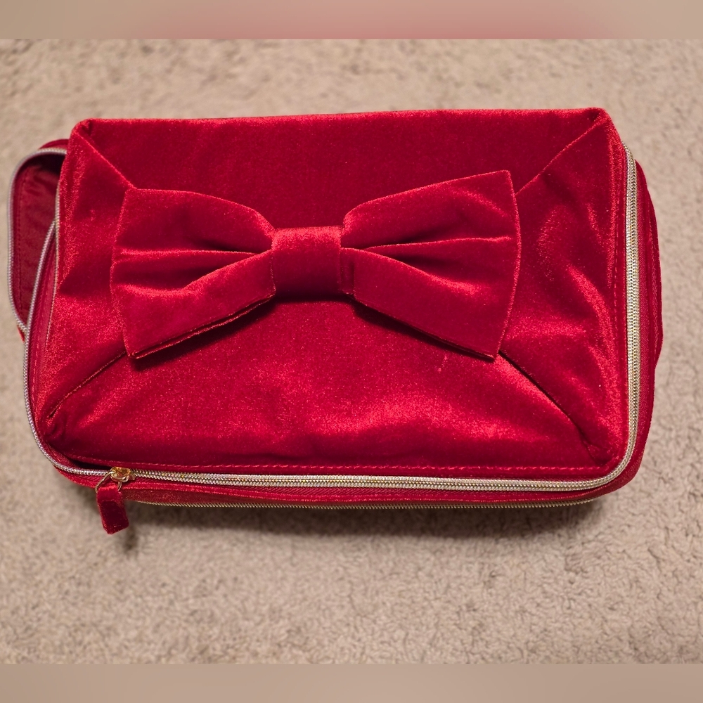 Estee Lauder Red Velvet Bow Makeup Pouch